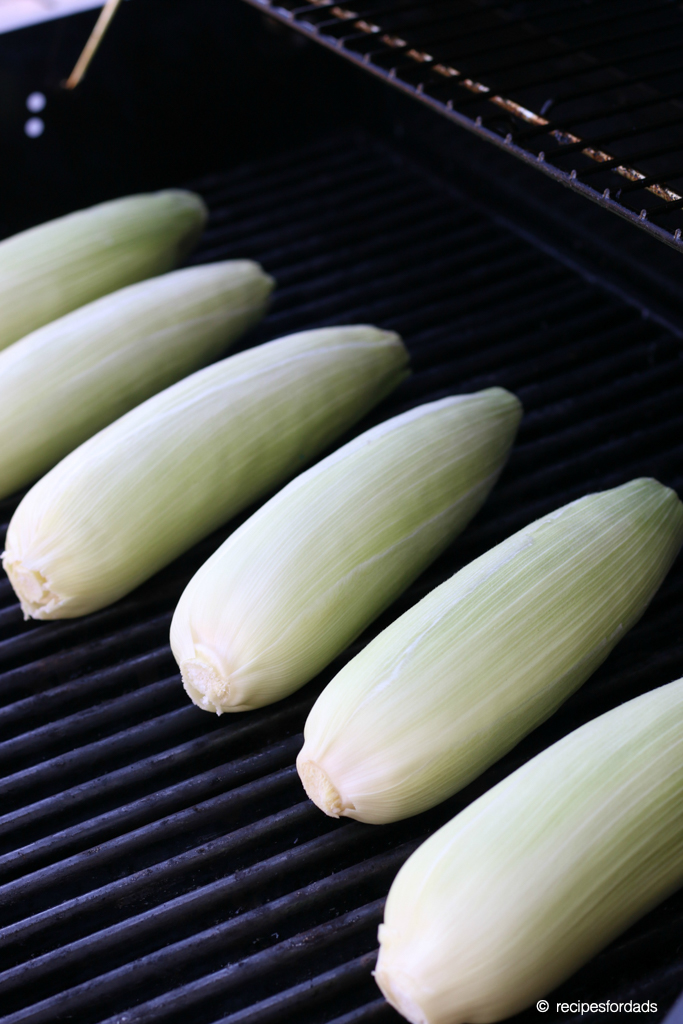 grilling corn on the cob with husks on