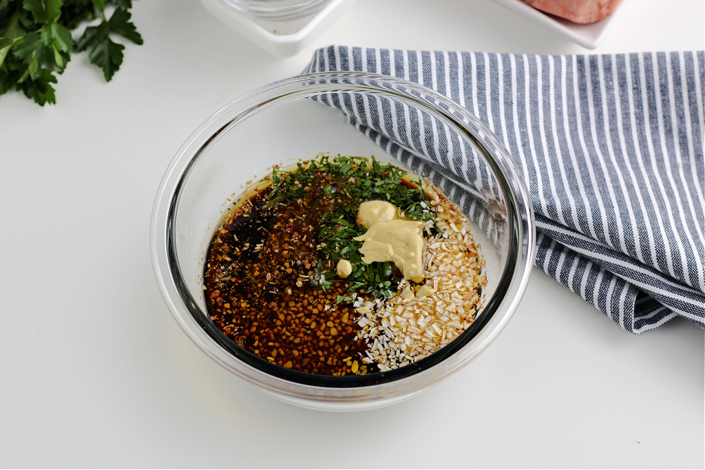steak marinade in bowl