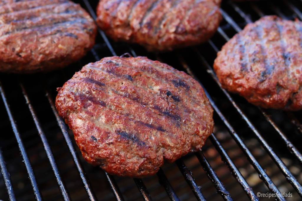 smoked burger internal temperature guide