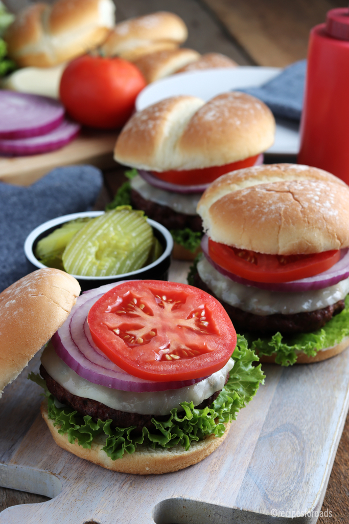 juicy smoked burgers