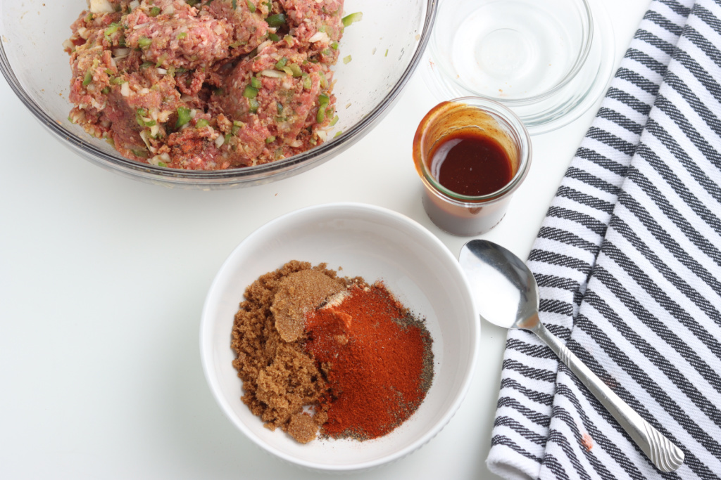 seasoning blend for smoked meatloaf in white bowl