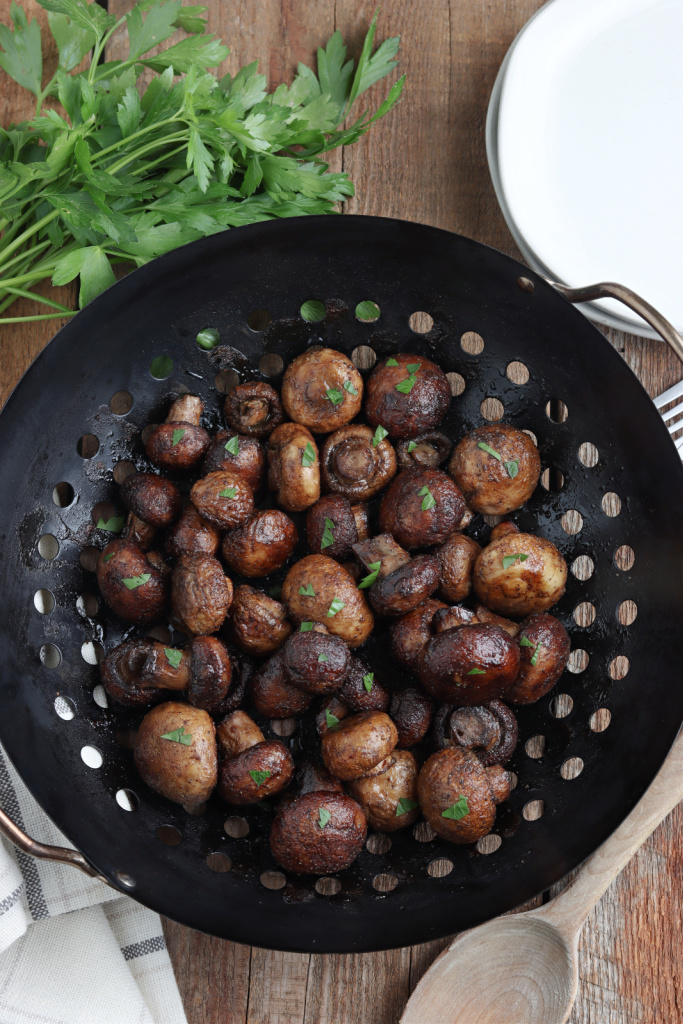 smoked mushrooms in grill pan